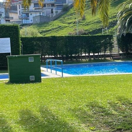 Piscina Comunitaria Y Parking En Mogro Lägenhet Exteriör bild