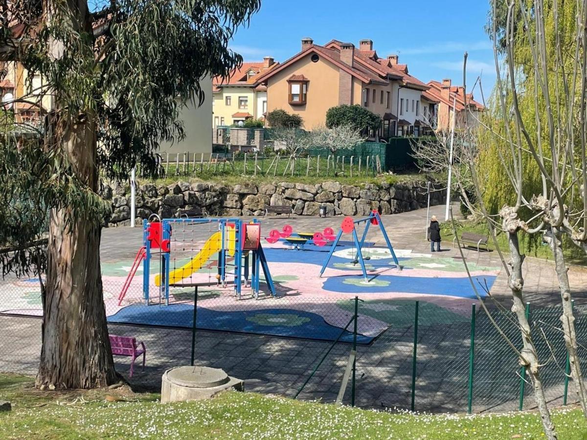 Piscina Comunitaria Y Parking En Mogro Lägenhet Exteriör bild